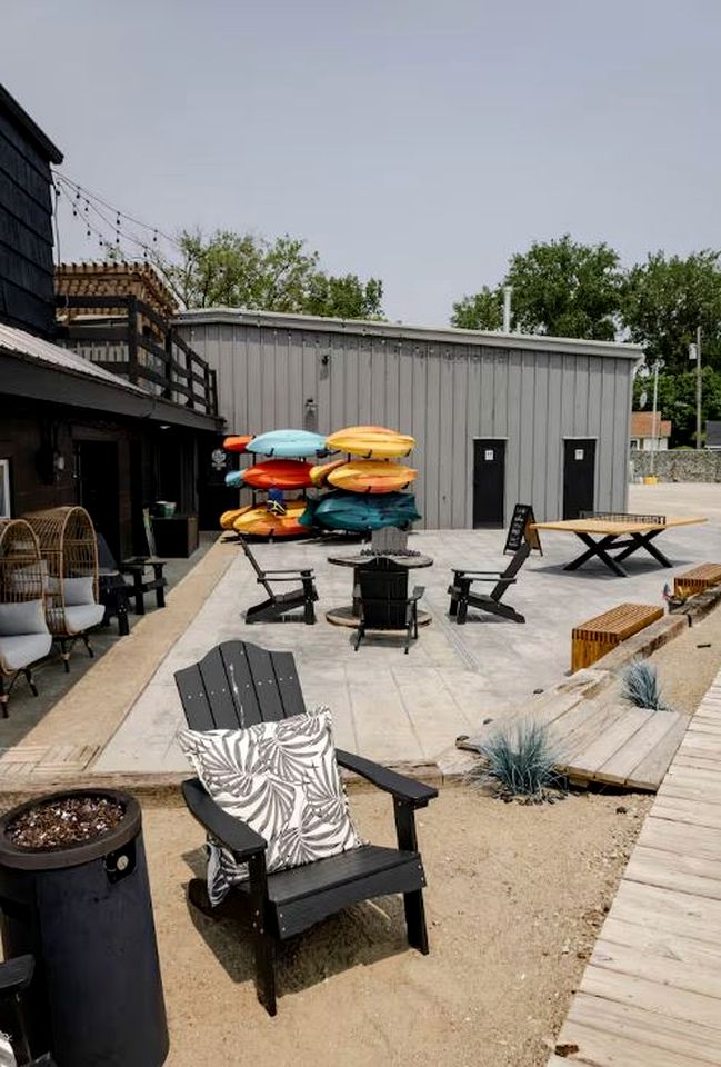 Tiny Luxurious Houseboat Perfect for Couples on Lake Erie, Ohio