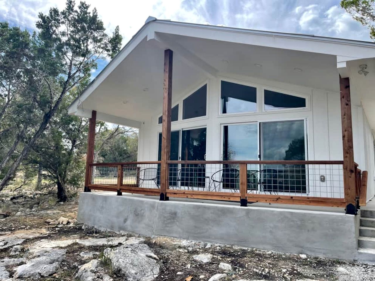 Luxury Cabin for Four for Texas Glamping Retreat