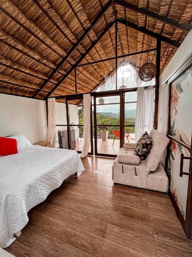 Beautiful Remote Hut, a True South American Paradise | Huts (Palestina, Caldas, Colombia)