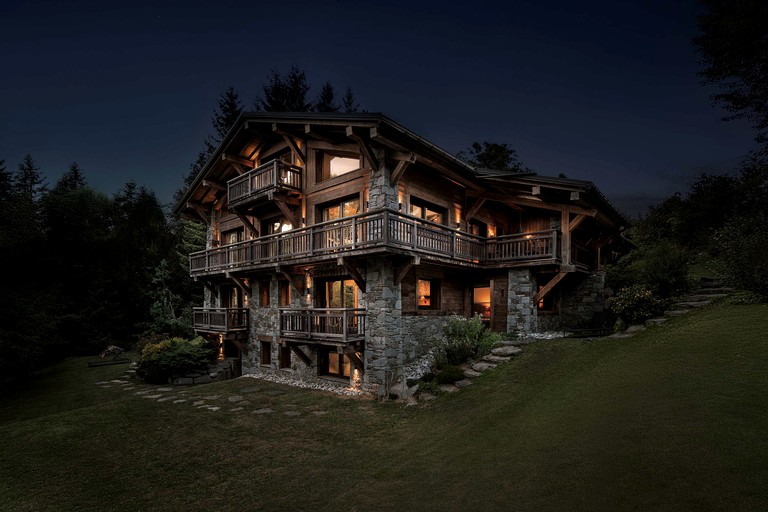 Vacation Rentals (France, Megève, Auvergne-Rhône-Alpes)