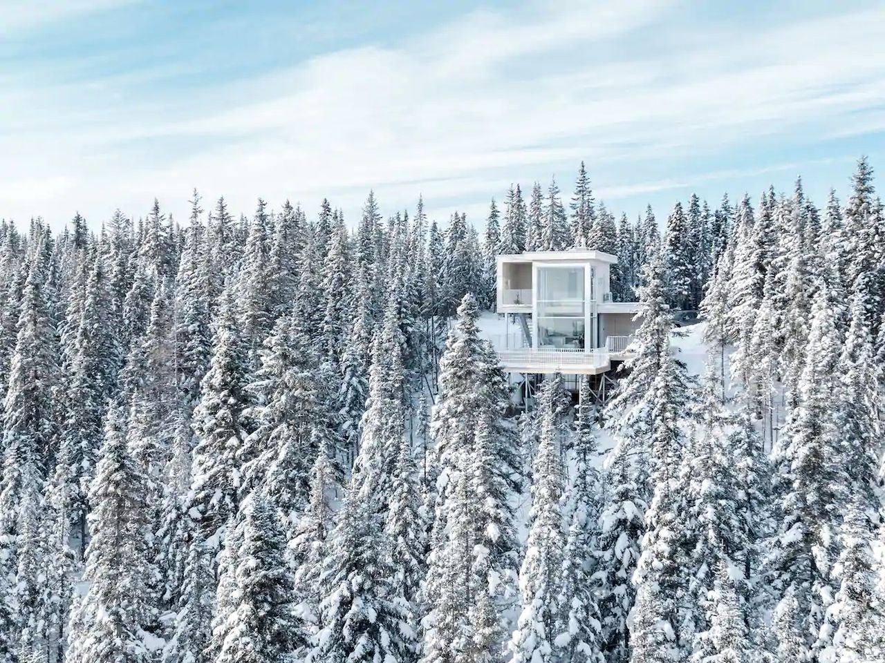 Stunning Quebec Tiny House for Glamping in Canada