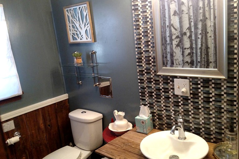 Vacation Rentals (Hale, Michigan, United States)