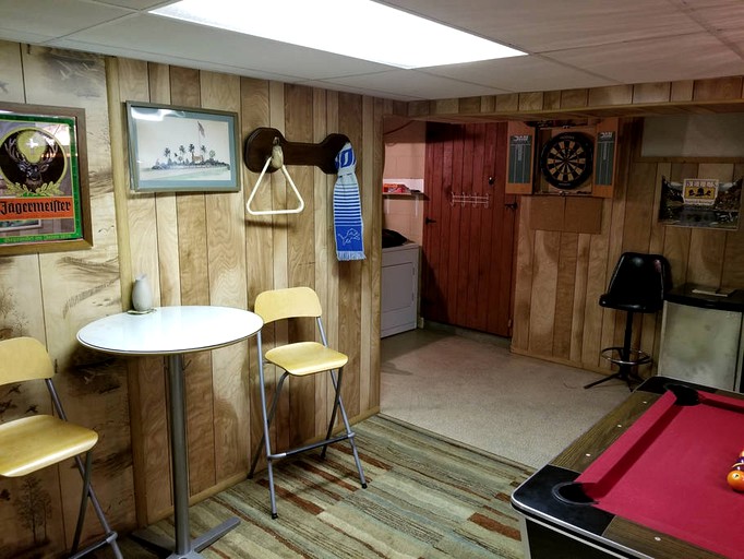 Vacation Rentals (Hale, Michigan, United States)