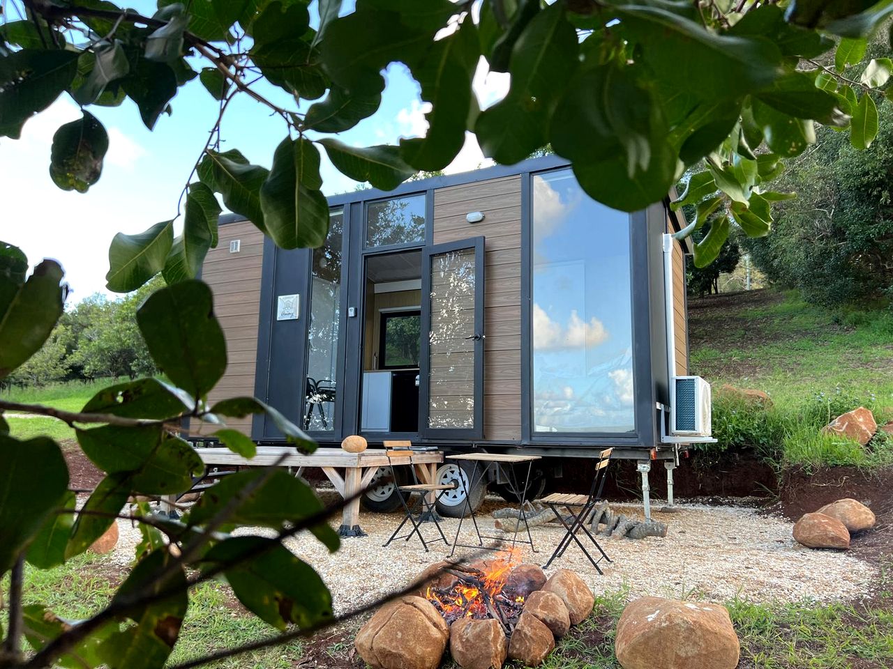 Secluded Tiny House on Macadamia Plantation Near Byron Bay, Cumbalum NSW