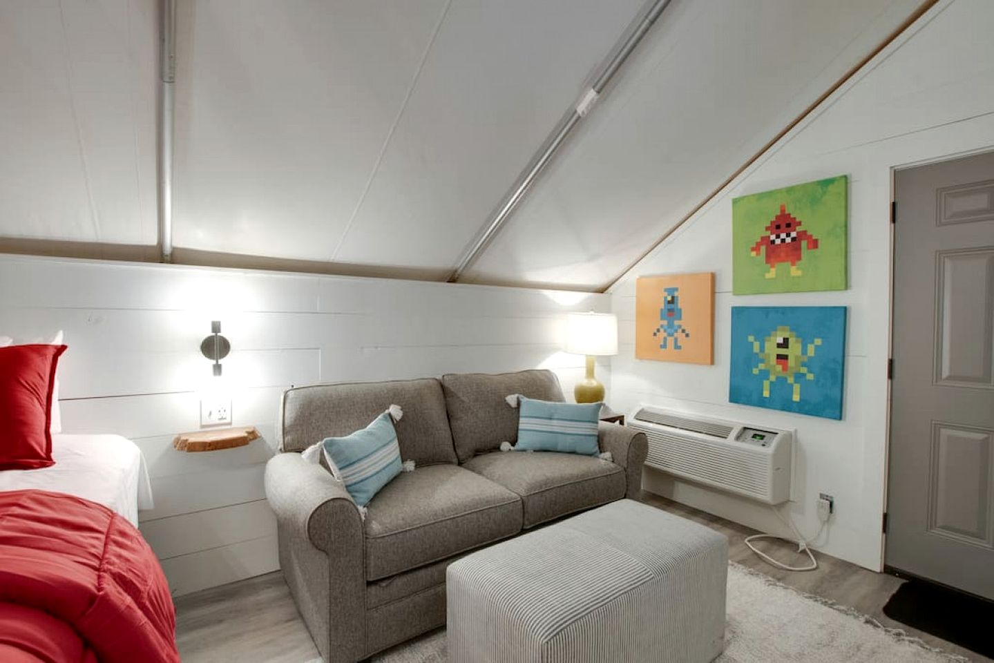 Lovely Glamping Tent with Amazing Equipped Indoor and Outdoor in Alabama