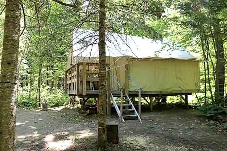 Tents (Saint-Calixte, Quebec, Canada)