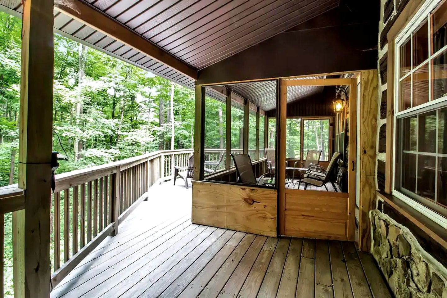 Peaceful Log Cabin Rental for a Vacation in Upstate New York