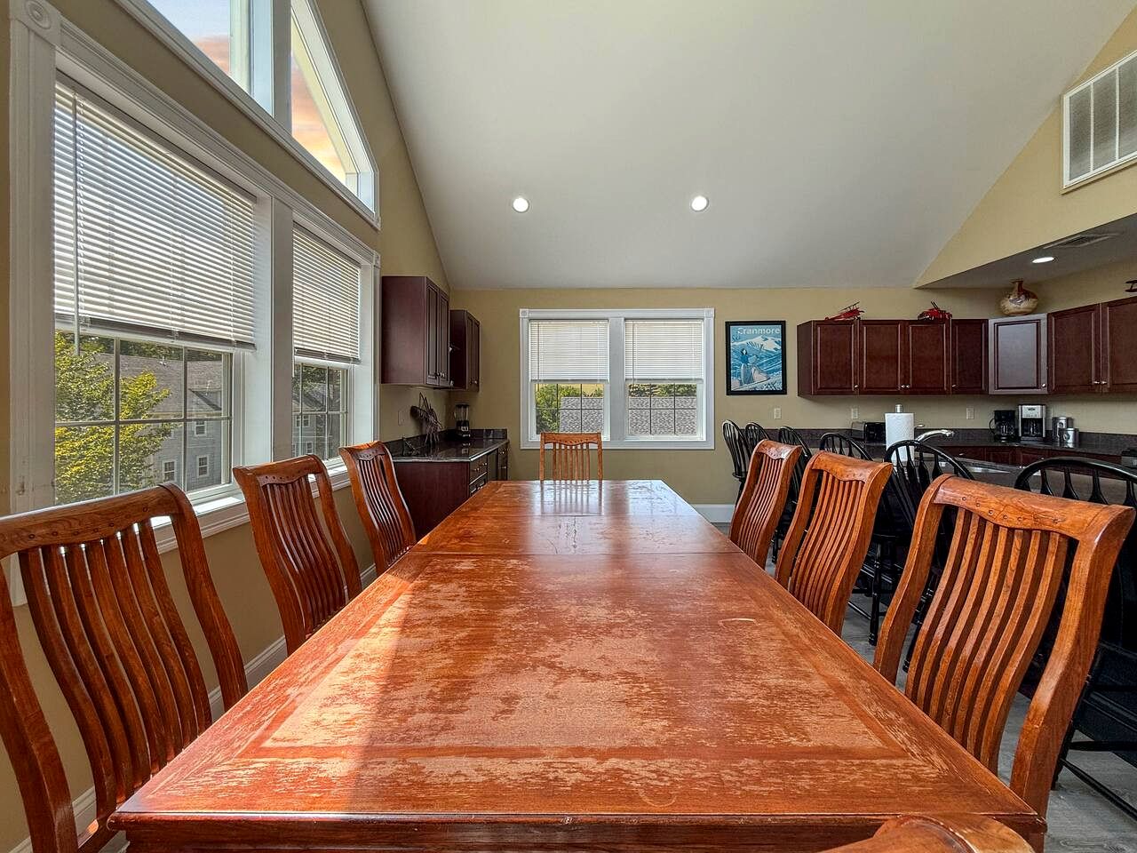 Luxury North Conway Retreat with Hot Tub & Fireplace near Downtown Dining and Scenic Mountain Views in New Hampshire