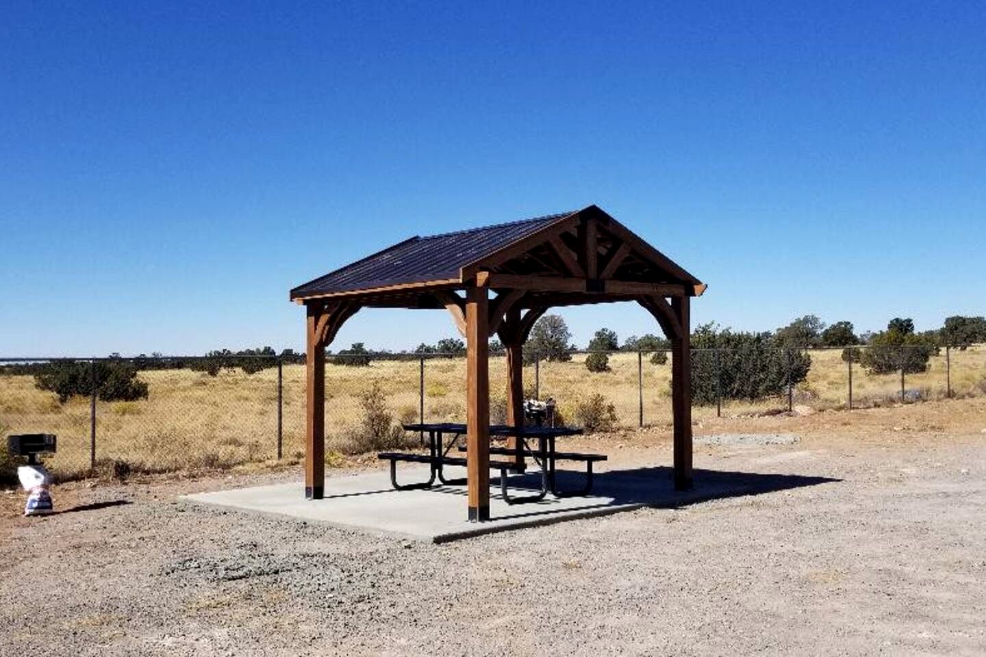 Serene Escape with Stunning Night Skies & Outdoor Space in Williams, Arizona