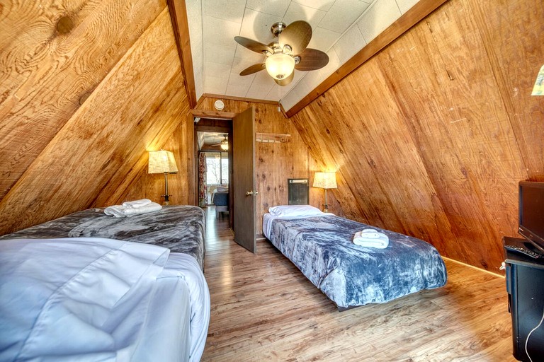 Cozy Getaways in this Cute A-Frame Cabin in Suches, Georgia | A-Frames (Suches, Georgia, United States of America)