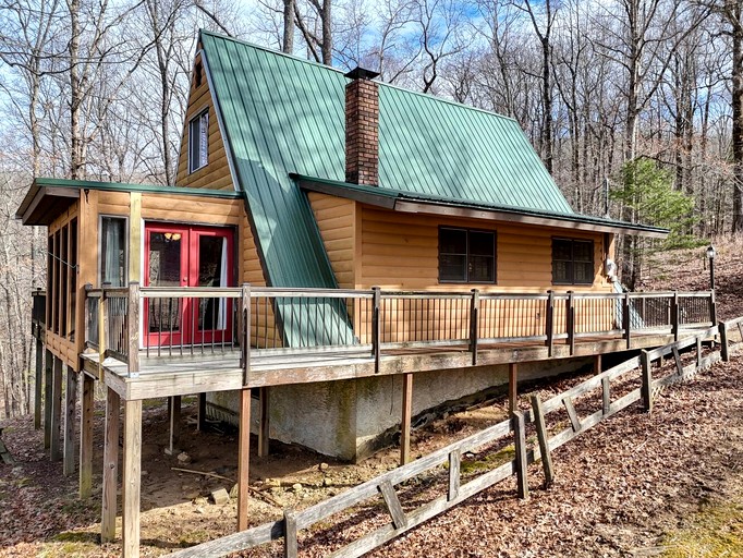 Cozy Getaways in this Cute A-Frame Cabin in Suches, Georgia | A-Frames (Suches, Georgia, United States of America)