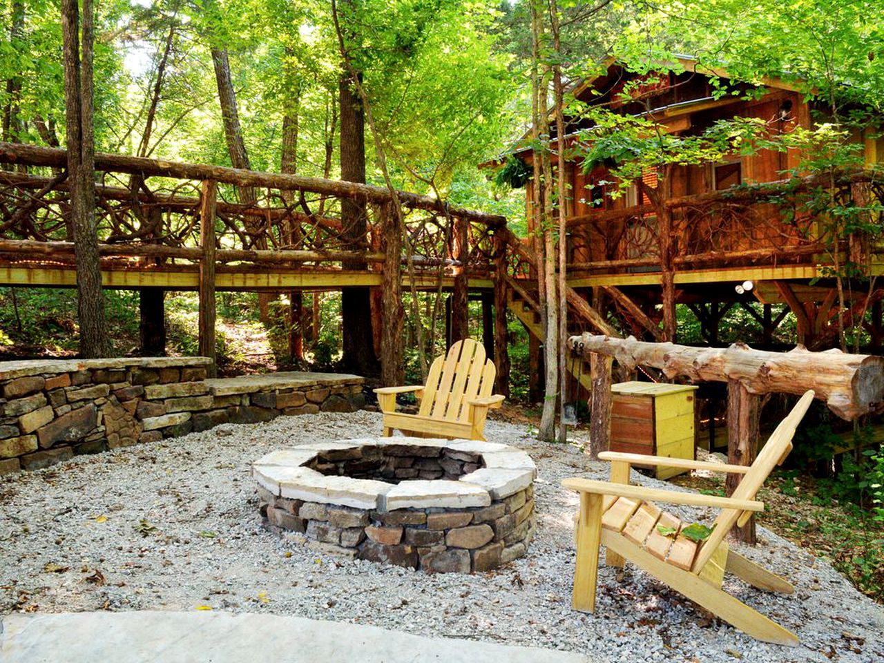 Secluded Cabin in Mountain View, Arkansas