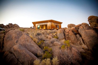 Amazing Lone Pine Cabin for Glamping in California