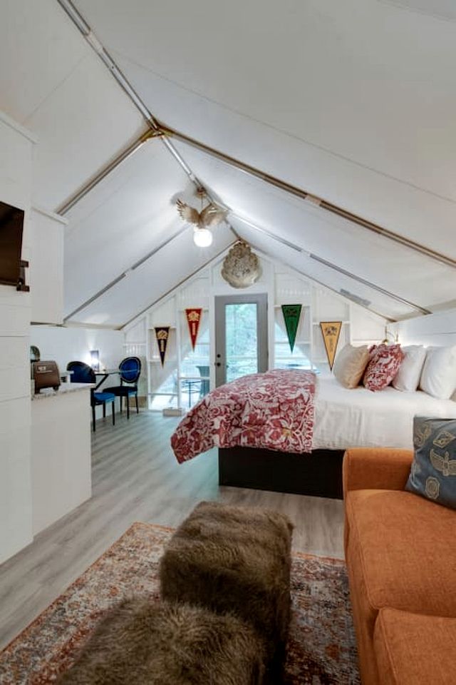 Amazing Tented Cabin with Hot-tub in Scottsboro, Alabama