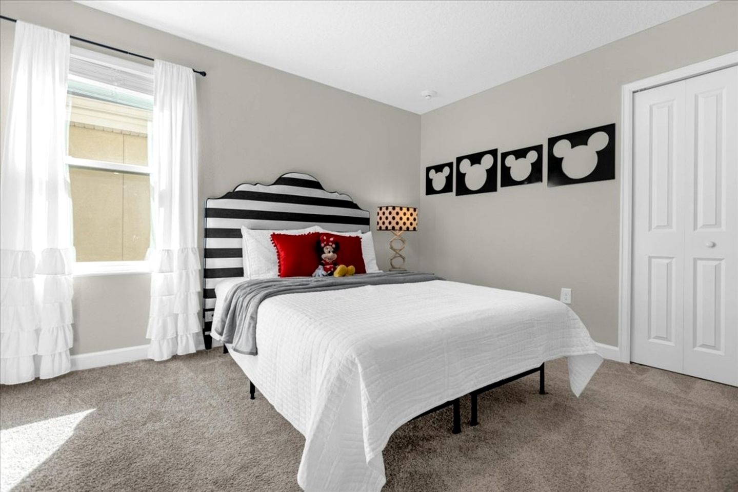 Incredible Disney-Themed Luxury Villa with Pool on Family Resort in Kissimmee, Florida