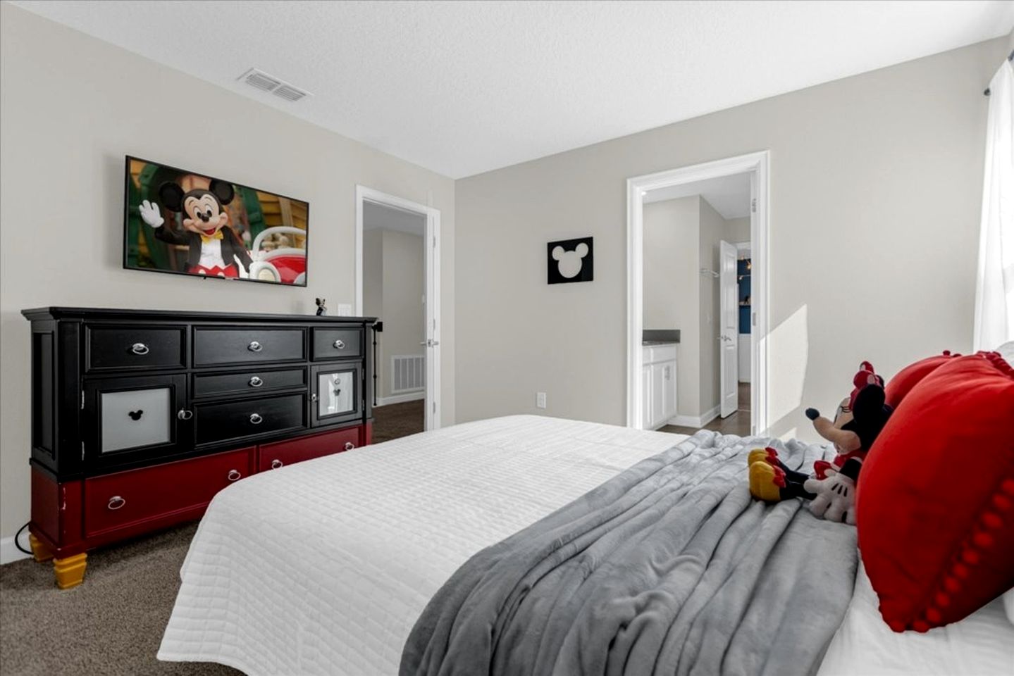 Incredible Disney-Themed Luxury Villa with Pool on Family Resort in Kissimmee, Florida