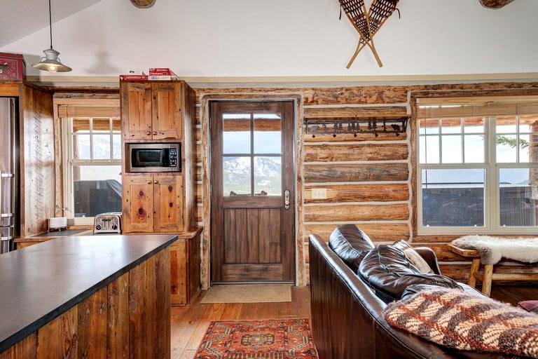 Log Cabins (United States of America, Big Sky, Montana)