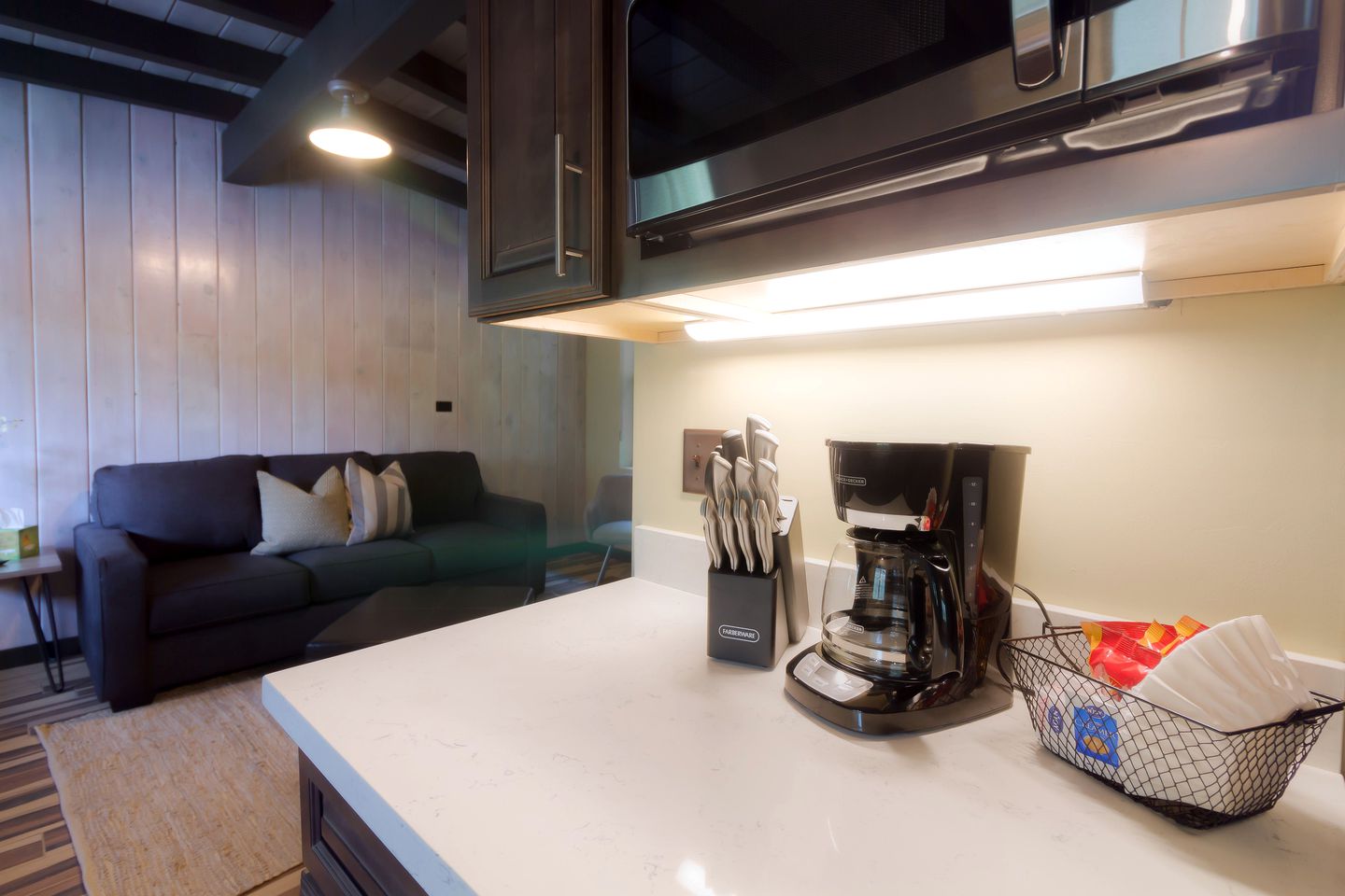 Pet-Friendly Cabin with Beautiful Waterfall Views in Sedona, Arizona