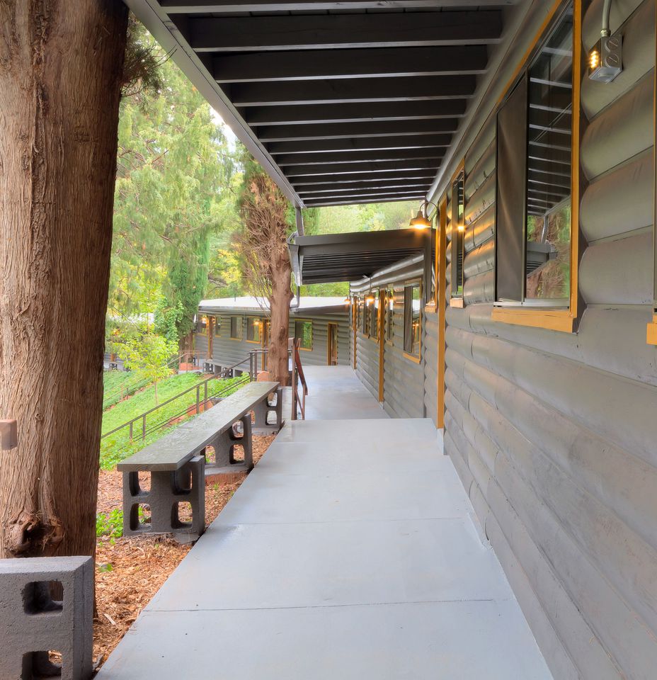 Pet-Friendly Cabin with Beautiful Waterfall Views in Sedona, Arizona