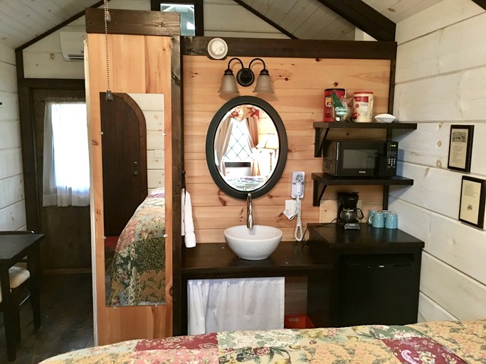 9 Frieda Tiny Home Cottage, Tiny Houses, Sevierville, United States