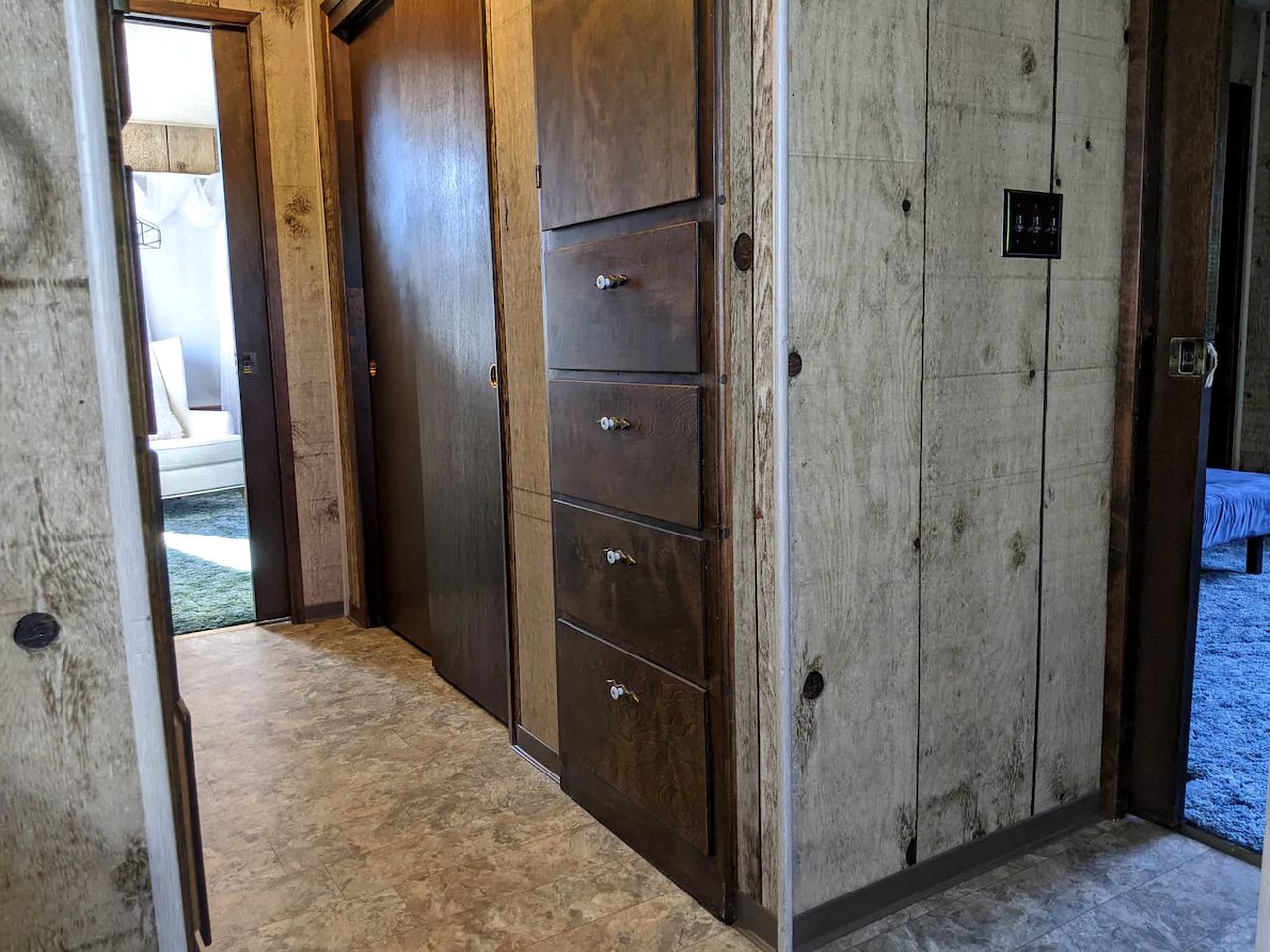 Pet-Friendly Cabin Rental near Mount Shasta for Glamping in Northern California