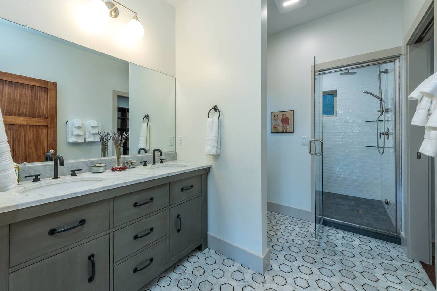 Enchanting Cabin near Asheville, NC, Ideal for a Blue Ridge Mountains Getaway