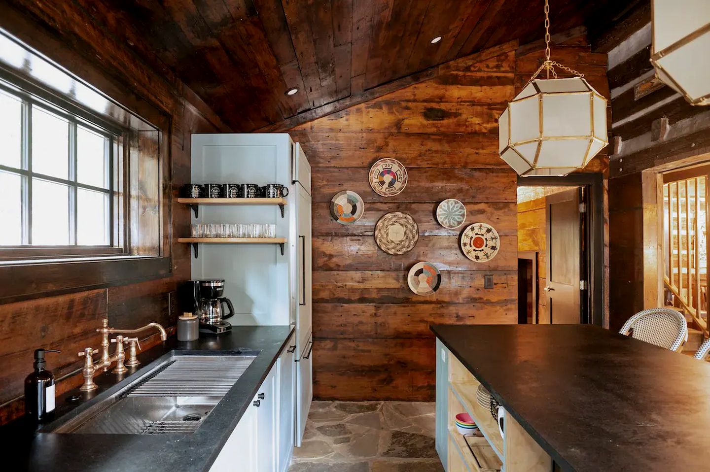 Luxury Cabin on Private Pond near Flat Mountain, NC