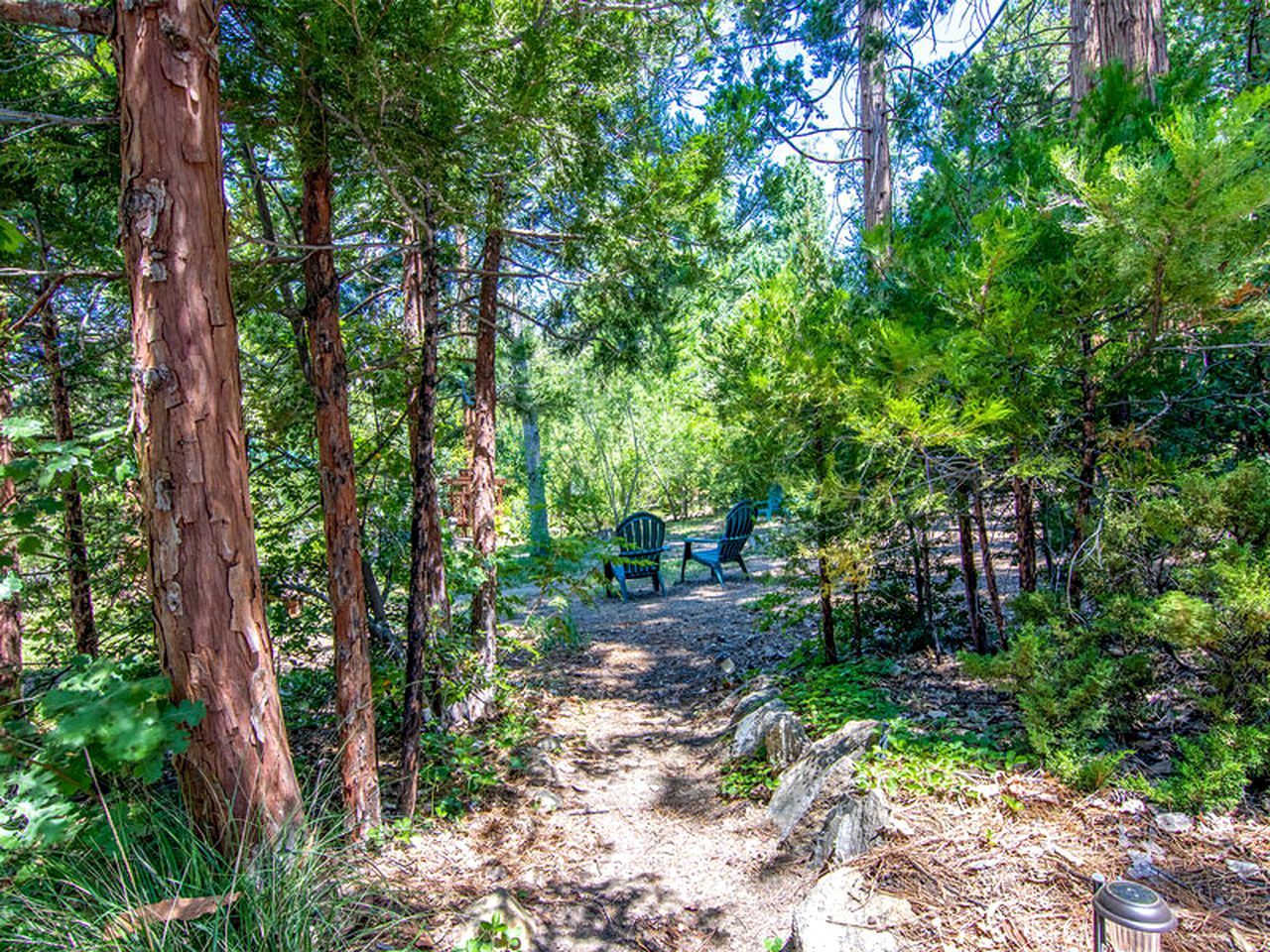 Couples' Cottage Rental in Idyllwild for a Romantic Getaway in California