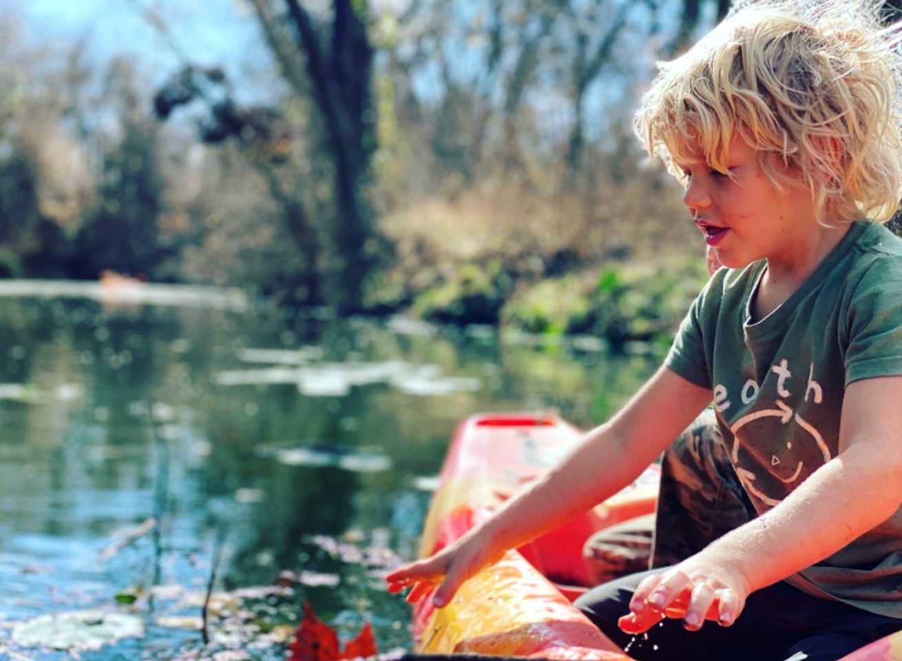 Cibolo Waterside Delight: Tented Cabin Glamping with Comfortable Shared Spaces