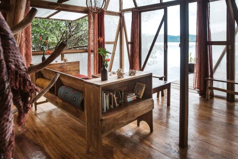 Tree Houses (San Cristóbal Island, Bocas del Toro, Panama)