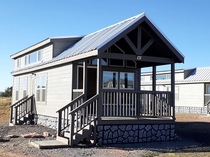 Modern Glamping Escape with Scenic Views & Peaceful Setting in Williams, Arizona