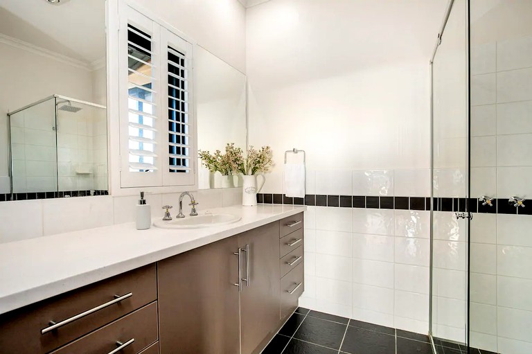 Villas (Victor Harbor, South Australia, Australia)