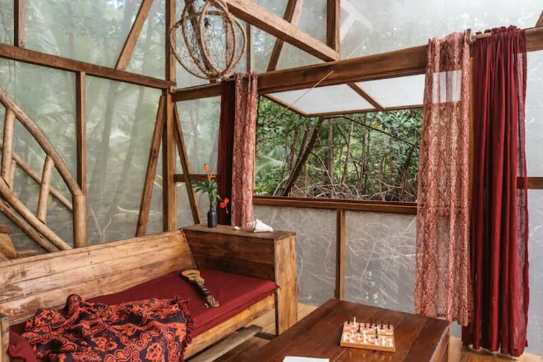 Tree Houses (San Cristóbal Island, Bocas del Toro, Panama)