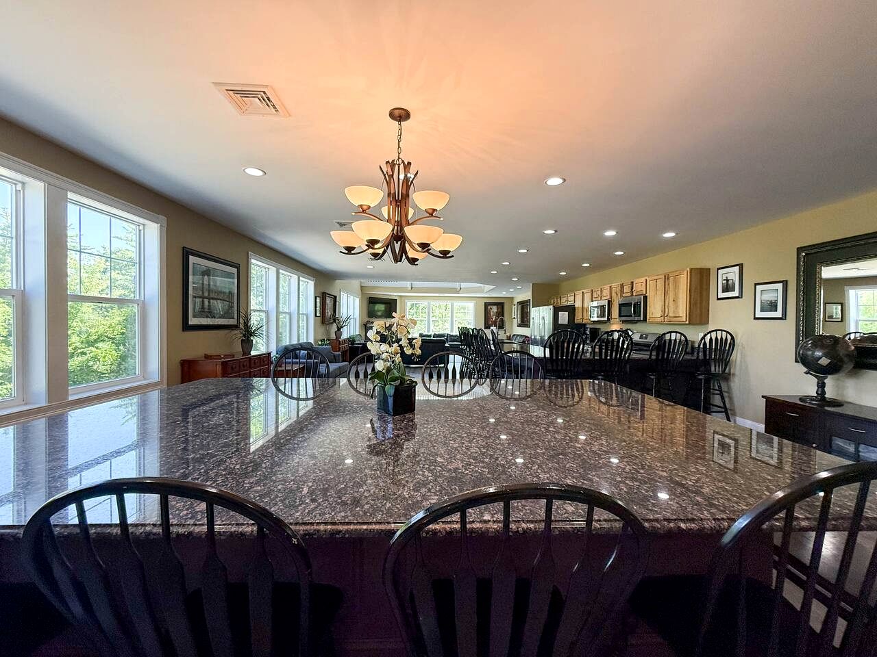 Spacious Luxury Vacation Home with Hot Tub & Mountain Views near Downtown North Conway, New Hampshire