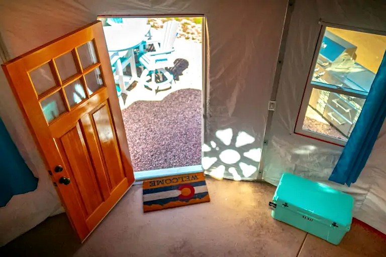 Yurts (Canon City, Colorado, United States of America)