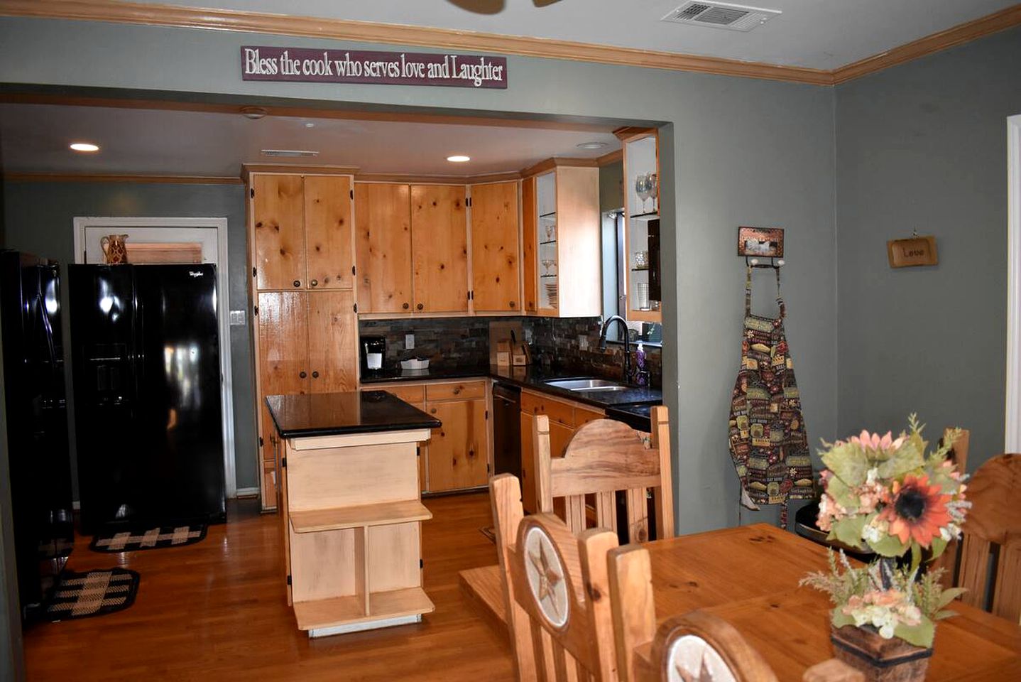 Large Cabin Rental with Heated Indoor Pool for Family Vacations in Texas