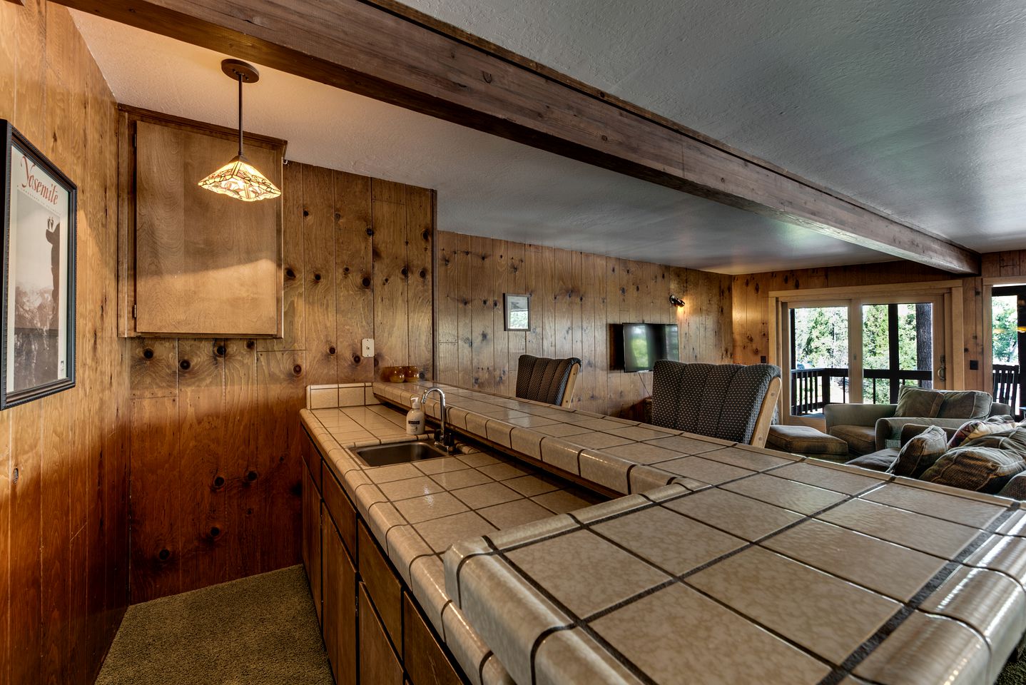 Fabulous Lakefront Group Cabin with Game Room, Outdoor Pool and Tennis Court in Groveland, California