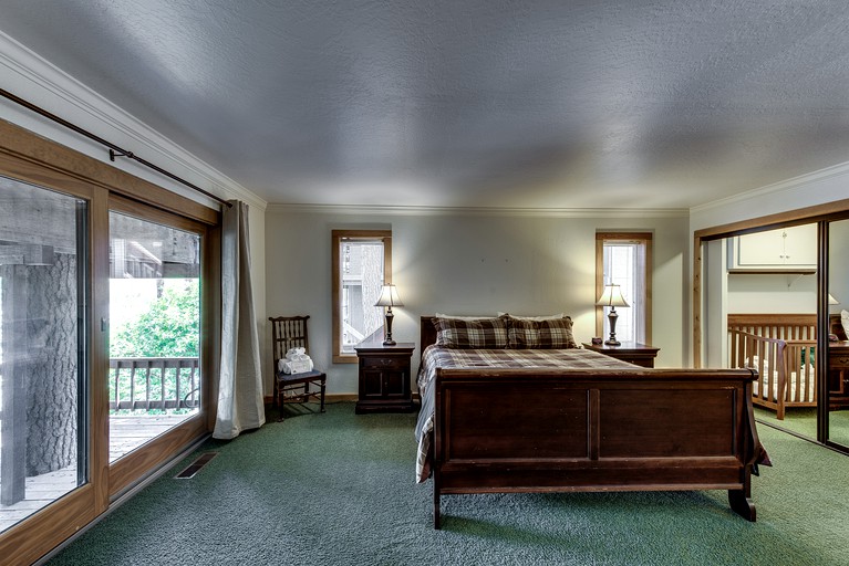 Cabins (United States of America, Groveland, California)