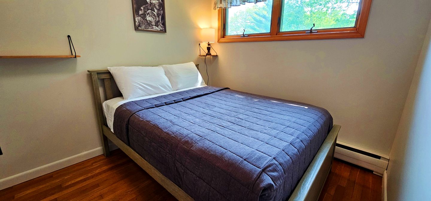 Radiant Pet-Friendly Cottage Oasis Near Moosehead Lake, Maine