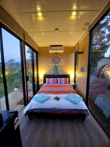 Tiny Houses (Australia, Dixons Creek, Victoria)