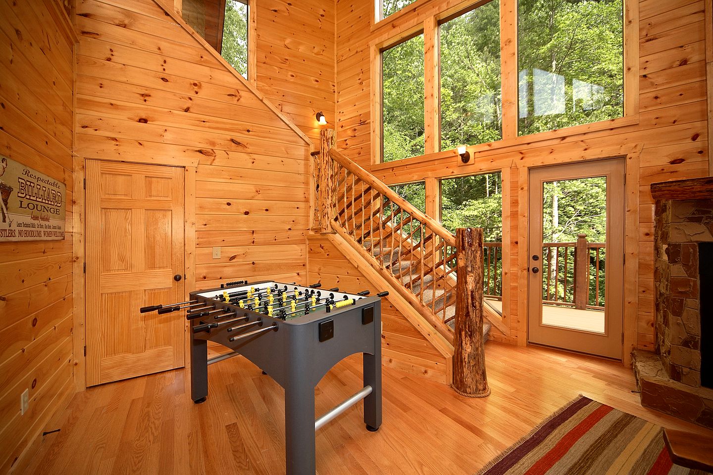 Majestic Gatlinburg Hot Tub Cabin Rental for Groups