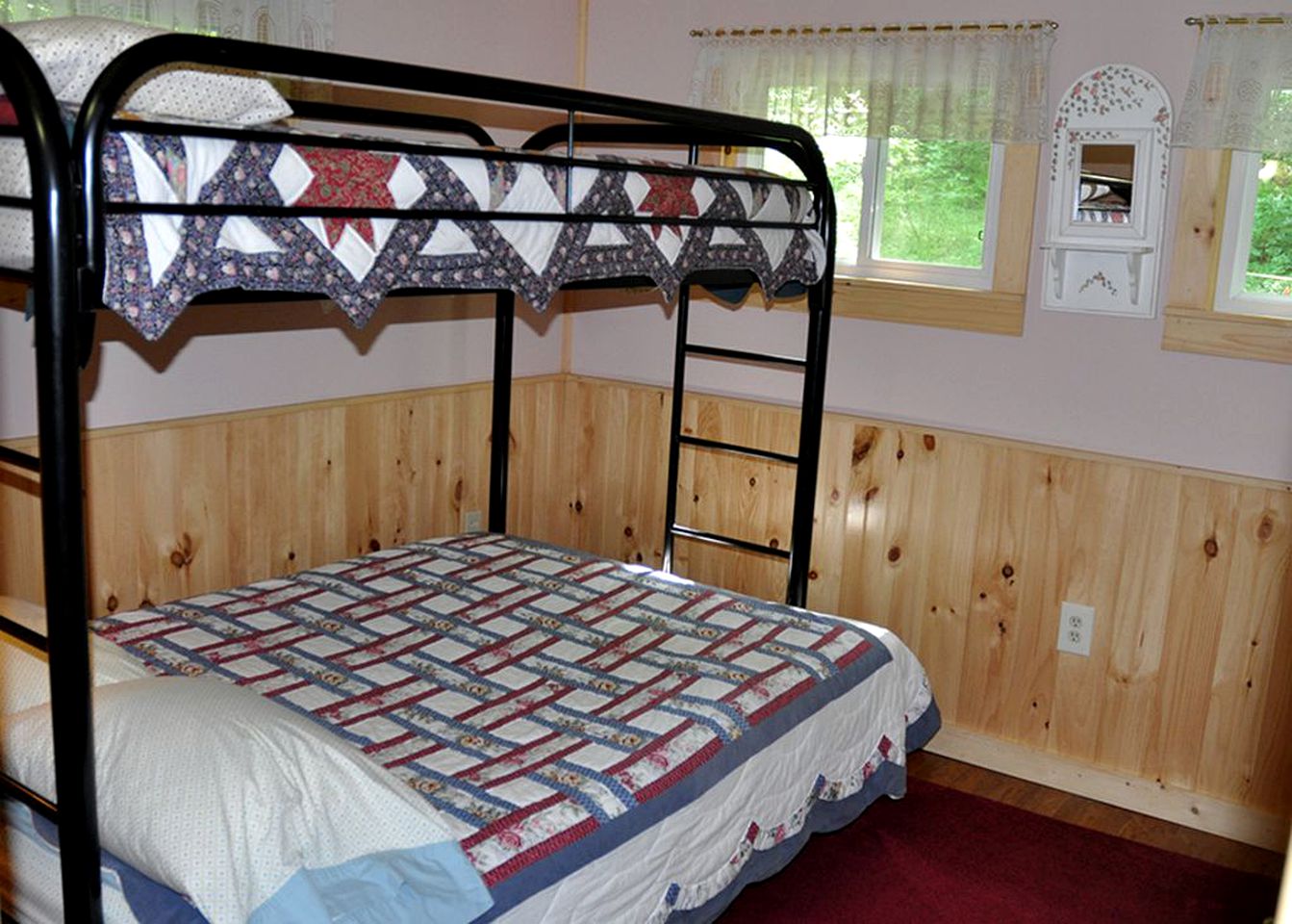 Riverside Cabin Rental Amid the Appalachian Mountains in North Carolina