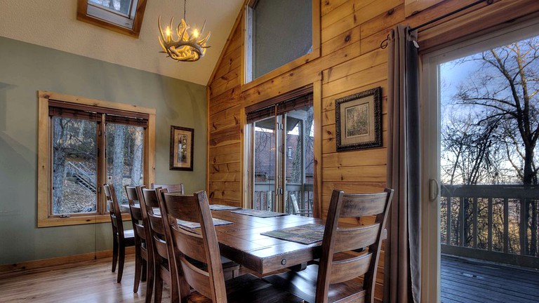 Cabins (Gatlinburg, Tennessee, United States)