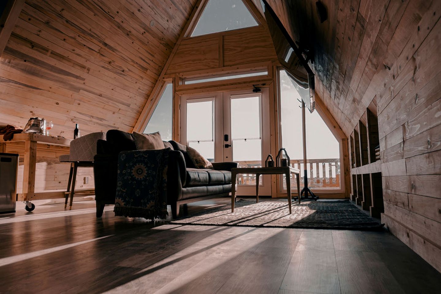 Rustic Off-Grid A-frame with Hot Tub and Sauna near the Grand Canyon for a Unique Escape in Williams, Arizona