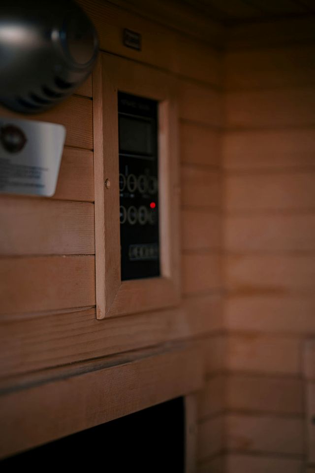 Rustic Off-Grid A-frame with Hot Tub and Sauna near the Grand Canyon for a Unique Escape in Williams, Arizona