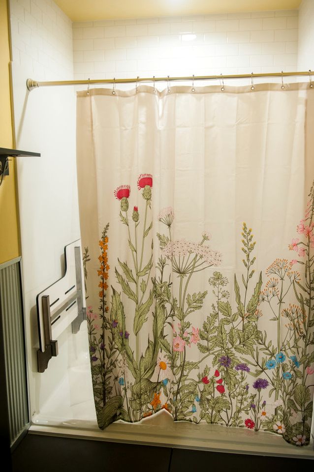 Beautiful A-Frame Cabin on a Wonderful Glampground for an Unforgettable Retreat in Emigrant, Montana