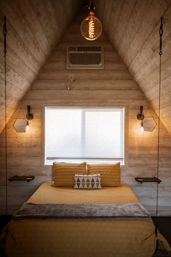 Cabins (United States of America, Emigrant, Montana)