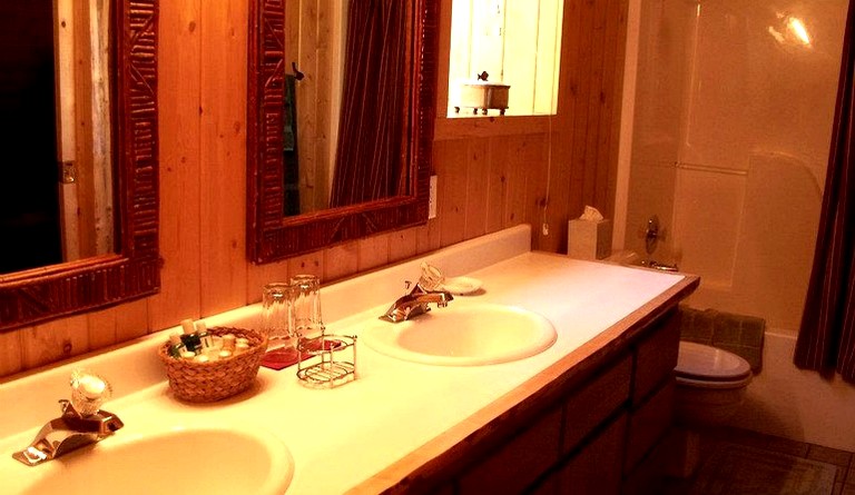 A-Frame Cabins (Irwin, Idaho, United States)