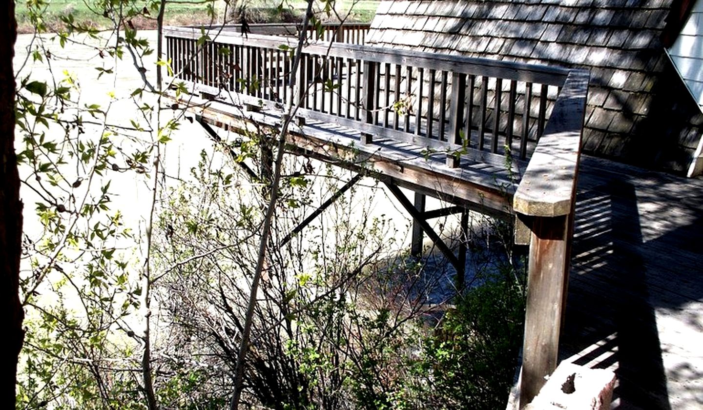 A-Frame Lodge on the River in Irwin, Idaho