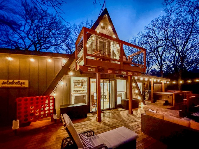 Cabins (United States of America, --, Texas)